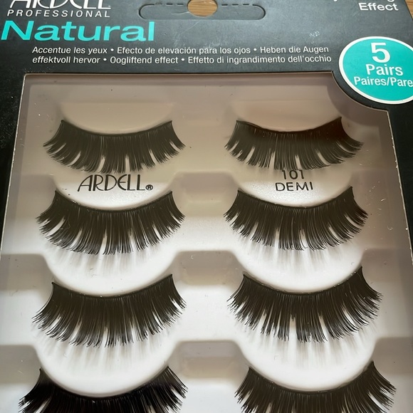 BNIP Ardell Natural Demi 101 (5 Pairs) - Picture 3 of 3